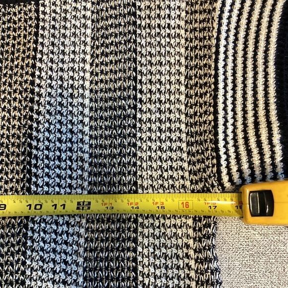 Vintage 1950’s Like New Sidney Gould Small Knit Top - Picture 4 of 8